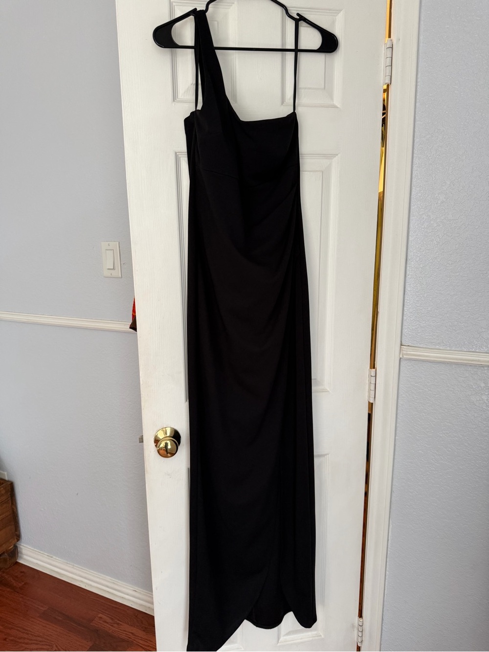 Windsor Black One-Shoulder Evening Gown